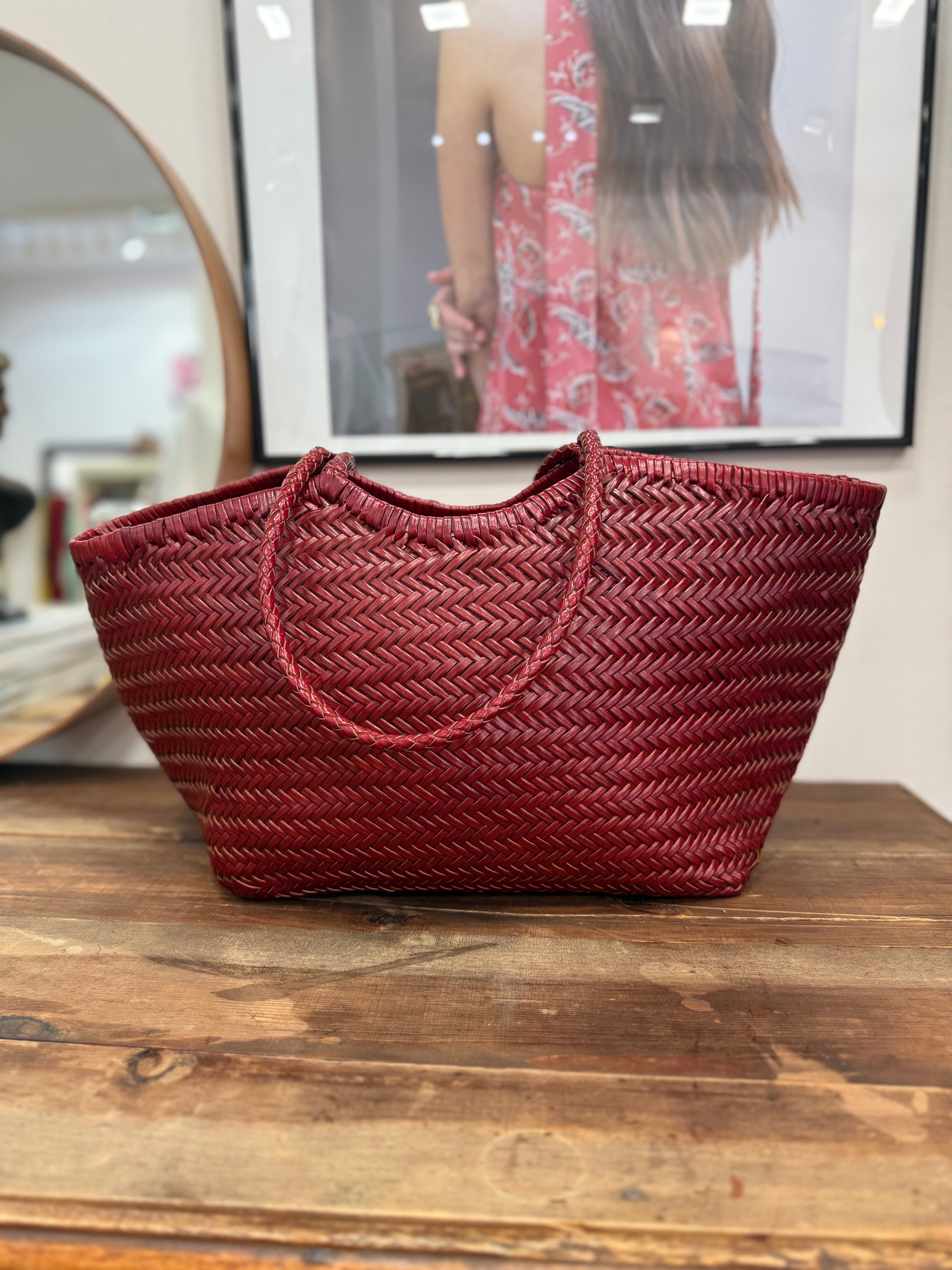 BOLSO DE PIEL TRENZADO